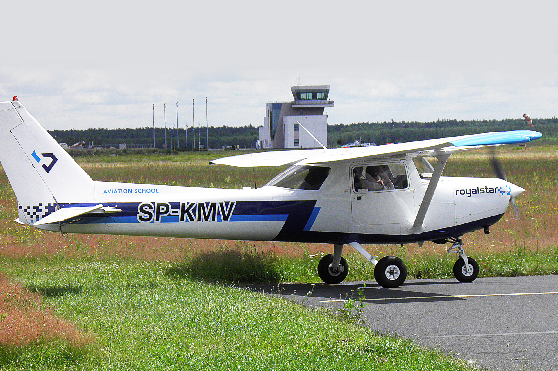 Cessna C-152 SP-KMV